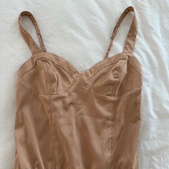 Abercombie & Fitch Satin Bodysuit - Picture 2 of 8